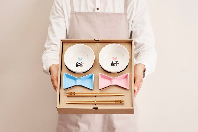 [Customized Small Bowl] Favorite You/Family/Friends Bow Peng Pie Set (shipped on May 29) - Small Plates & Saucers - Porcelain Multicolor
