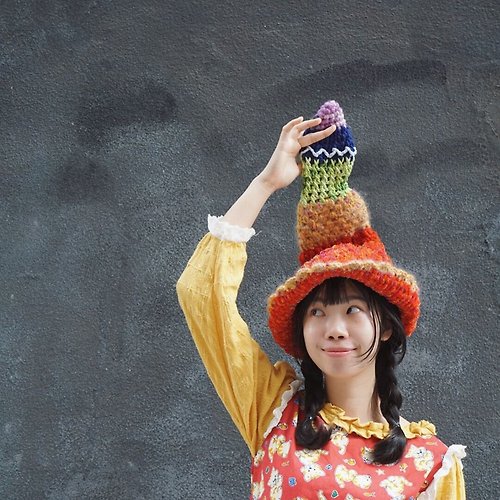 rita-handmade 独立原创·鉤織系列 一顶彩色圣诞尖尖帽子圣诞礼物新年