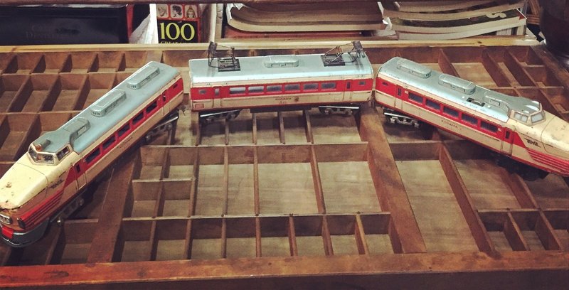 日本製 舊時鐵皮火車 - 其他 - 其他金屬 金色