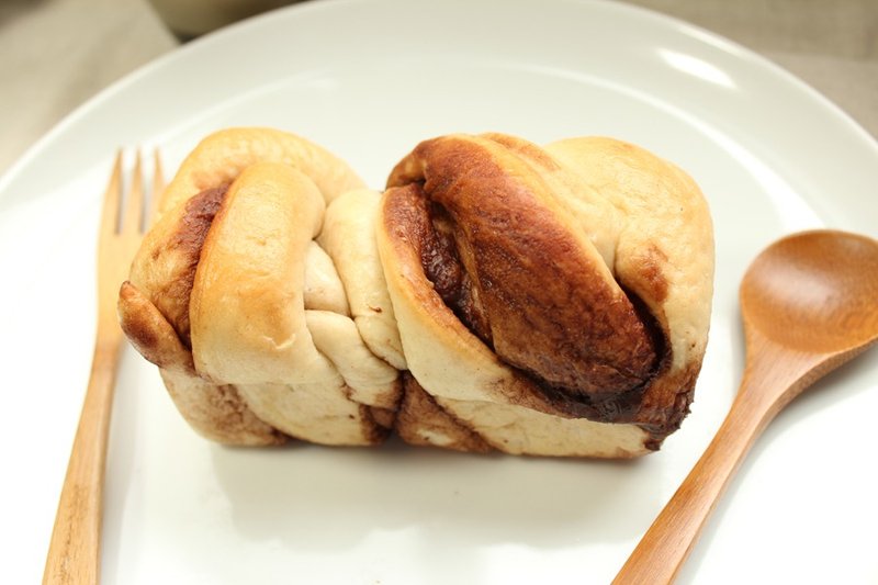 苦甜巧克力米麵包 - 麵包/吐司 - 新鮮食材 黑色