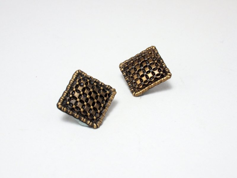 【サークルドット]ブロンズインターリーブ - ピアス・イヤリング - その他の素材 ブラウン