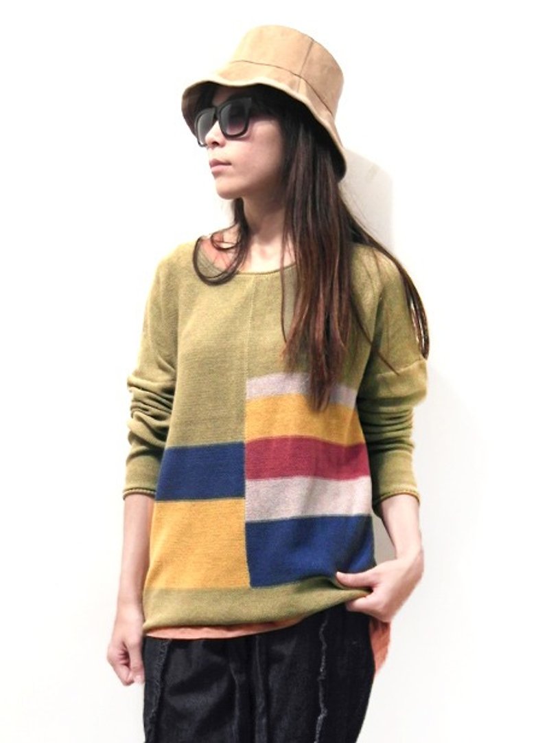 Calf Calf Village village vintage flying squirrel sleeve sweater spell color cotton sweater {} - Women's Tops - Other Materials Multicolor