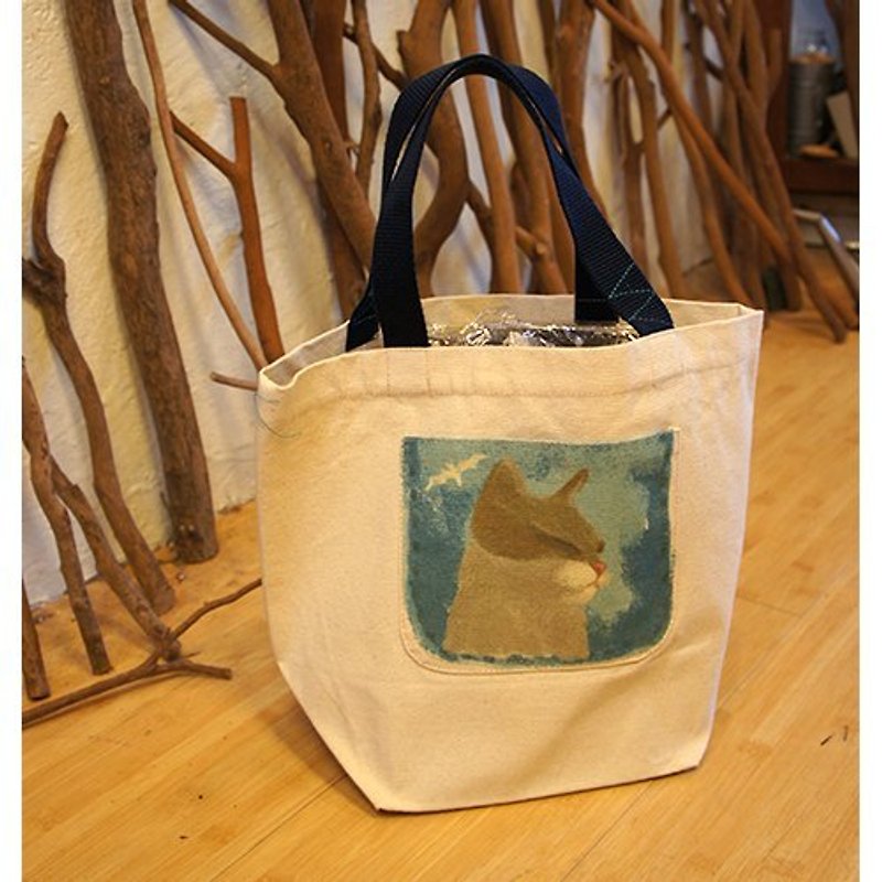 Small things) Exclusive Limited Courage Canvas Bag: I’m Bat Cat_Nature Department_Illustration Style_Taiwan Design - Handbags & Totes - Other Materials White