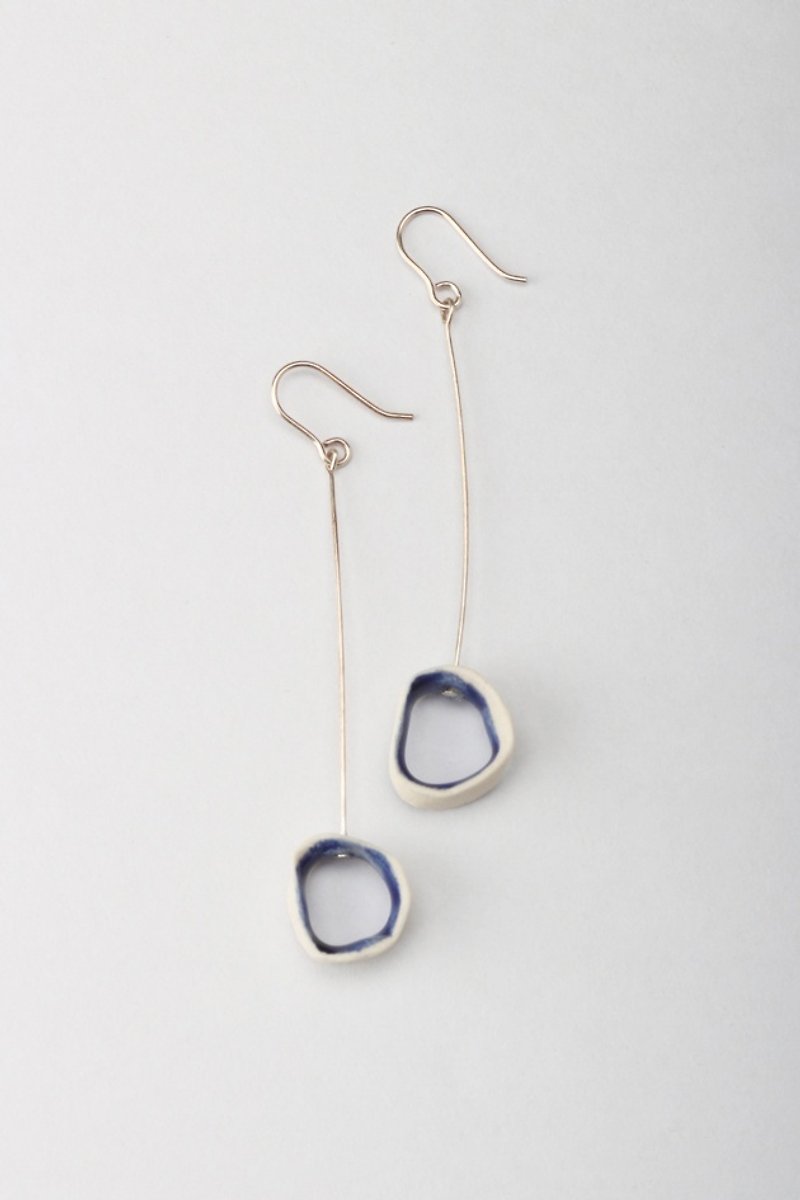 Classicisme blue and white porcelain earrings / blue and white porcelain jewelry - Earrings & Clip-ons - Porcelain Blue