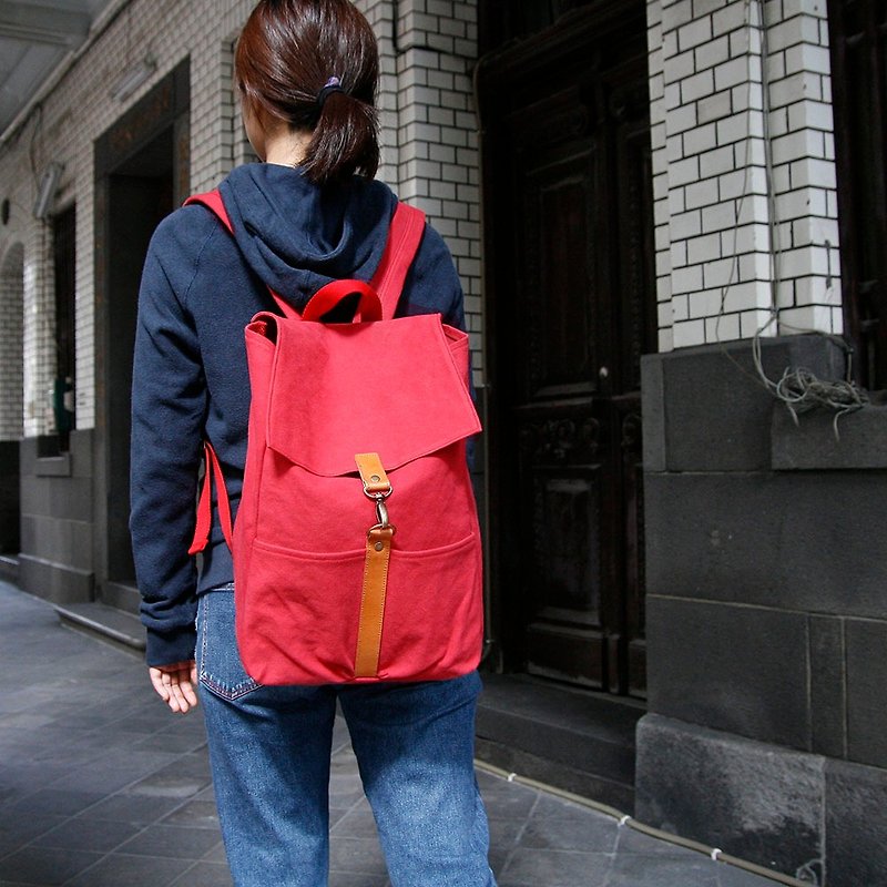 Mushroom Mogu Canvas Bag / Backpack / M: I (Watermelon Red) - กระเป๋าเป้สะพายหลัง - วัสดุอื่นๆ สีแดง
