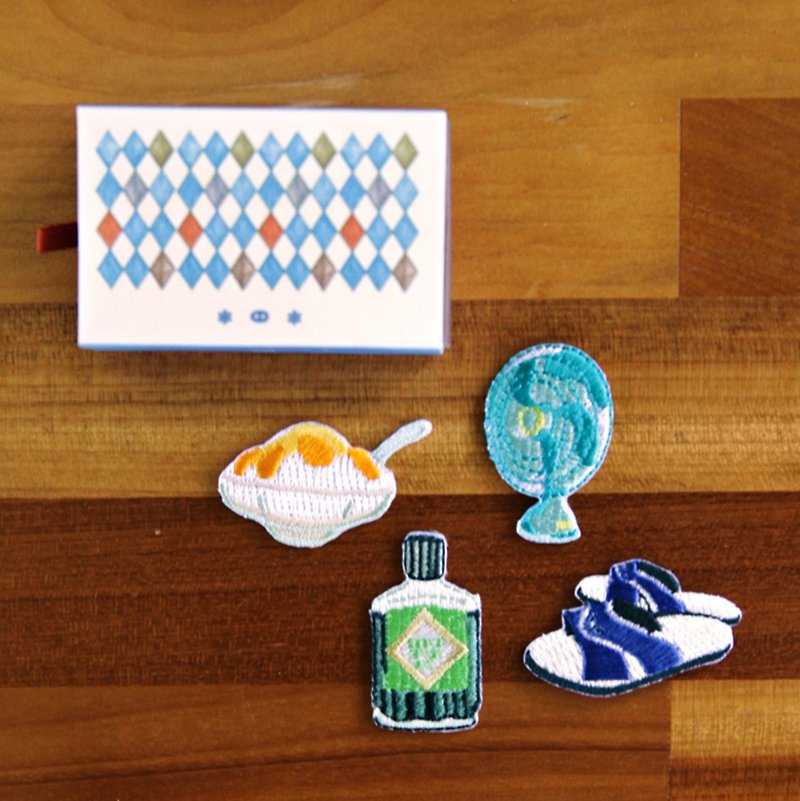 Mushroom MOGU / Groceries / Embroidery / Taiwan Baijing Box 2 - เข็มกลัด - งานปัก สีน้ำเงิน