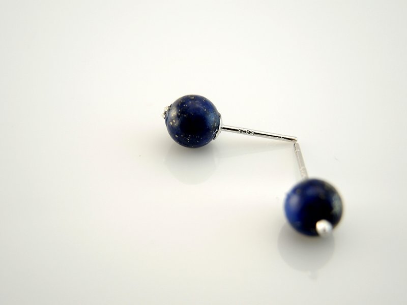 《Full Moon 滿月》經典耳針式貼耳耳環-尊爵青金款 - 耳環/耳夾 - 寶石 藍色