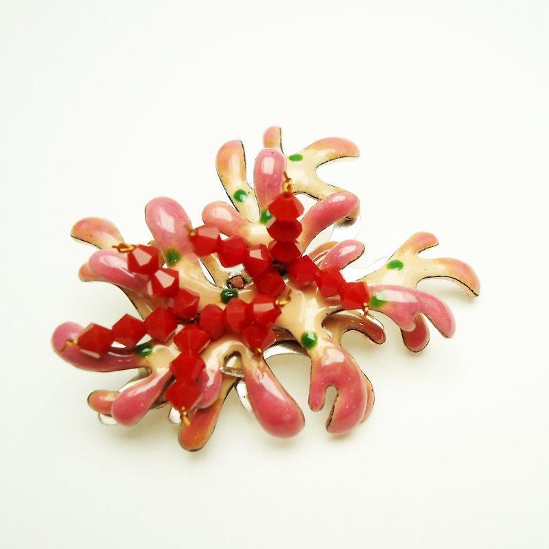 I'm a Desert Plant Waiting for Raining Days [I'm a Desert Plant Waiting for Raining Days] Series Brooch No. 5: Coral Tung (can be used as a pendant) - สร้อยคอ - โลหะ 