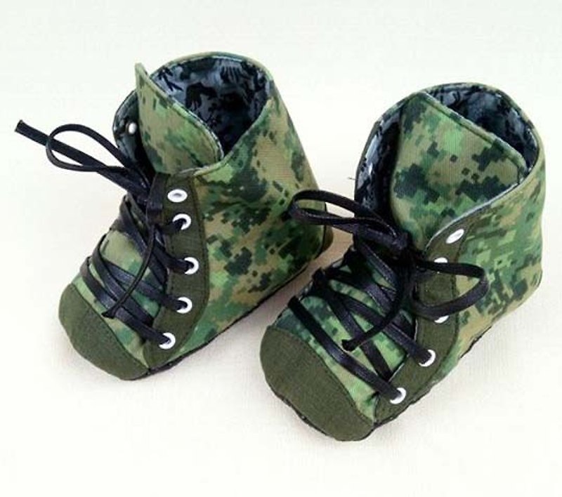 Va handmade shoes series Camouflage personality shoes (exclusive design models) - รองเท้าเด็ก - วัสดุอื่นๆ สีเขียว