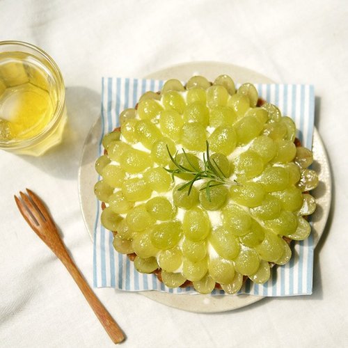 Japanese hand-made foreign fruit green grapes lemon cheese tower / 6 inches