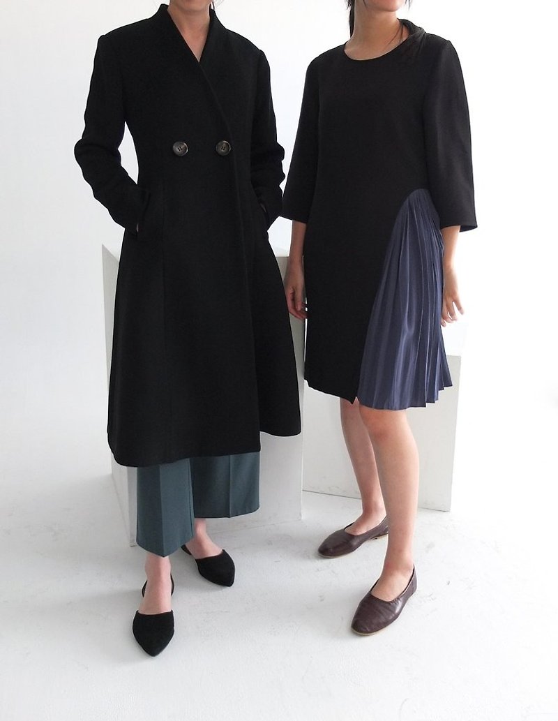 Melton wool streamline collarless waist coat tailor-made - Women's Casual & Functional Jackets - Wool 
