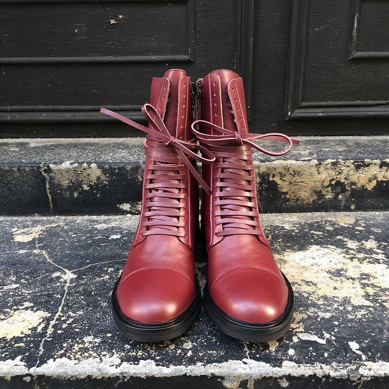 Painted # 983 || boots sunburn makeup liver red || - รองเท้าบูทสั้นผู้หญิง - หนังแท้ สีแดง