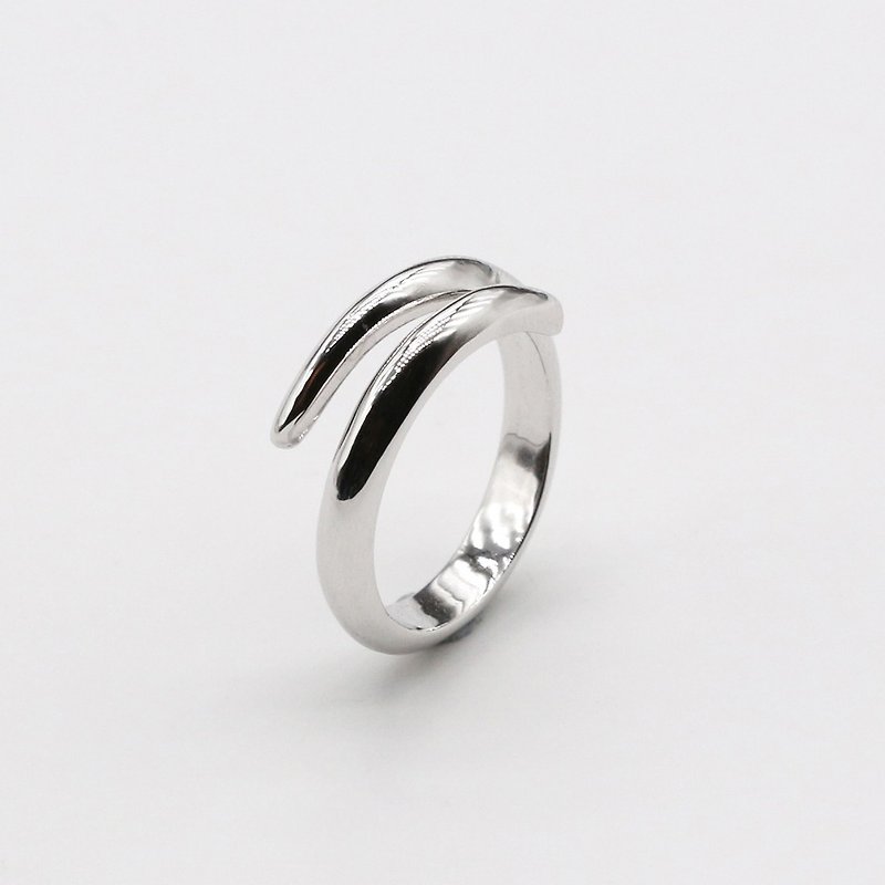 Surrounded sterling silver ring - General Rings - Sterling Silver Silver