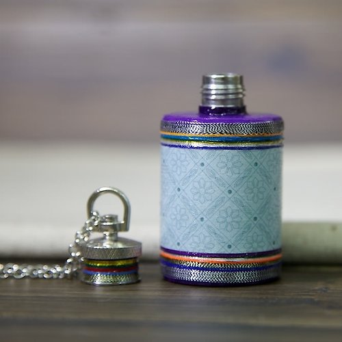 Littlepasser | 輕型旅遊手作店 瓶子頸鏈：紫羅蘭皇朝