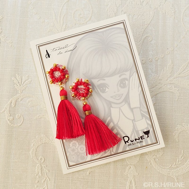 Pierce / Rosette tassel pierced earring (event product) - ต่างหู - วัสดุอื่นๆ สึชมพู