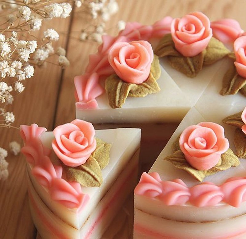 Pink Rose Sandwich Cream 4 Inch Cake Soap-Custom - สบู่ - พืช/ดอกไม้ สึชมพู