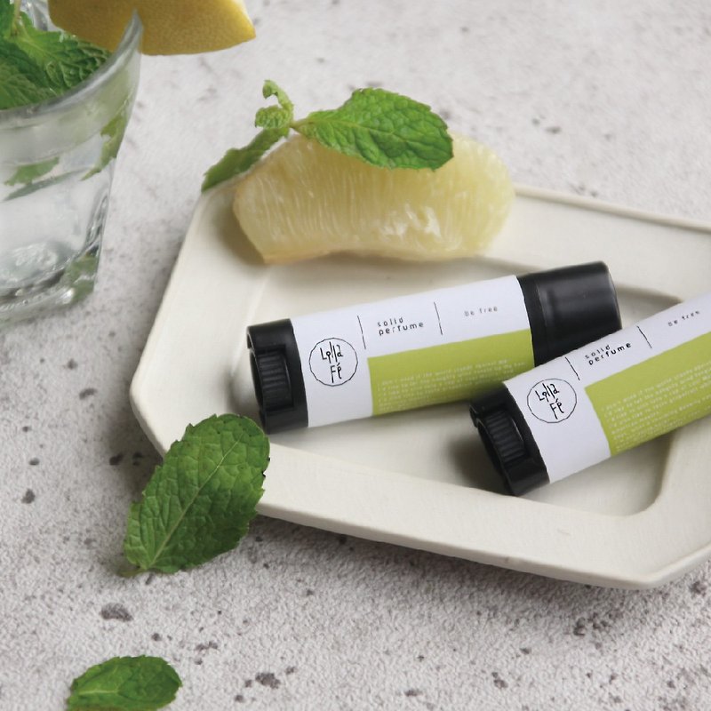 ครีมน้ำหอม【 เบเวอร์ลี Be free 】Solid perfume - น้ำหอม - วัสดุอื่นๆ สีเขียว