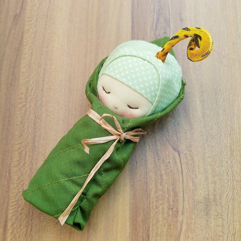 ヒョウシダの赤ちゃん - 編み物/刺繍/羊毛フェルト/裁縫 - コットン・麻 グリーン