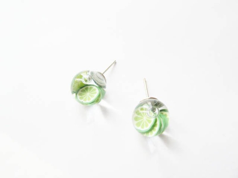 Rosy Garden 青檸冰水果片水晶球耳環 可換耳夾 - 耳環/耳夾 - 玻璃 綠色