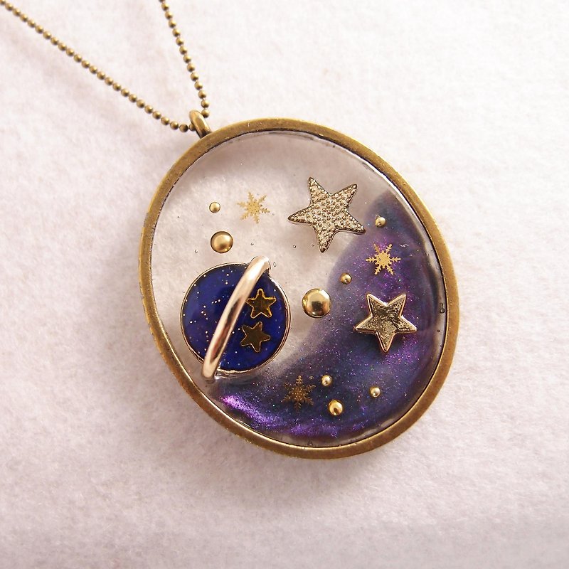 Saturn is surrounded with love Cn0162-1 [x] Refreshing gem long necklace bronze stars universe x] ** can be changed key ring, strap - สร้อยคอยาว - ซิลิคอน สีม่วง