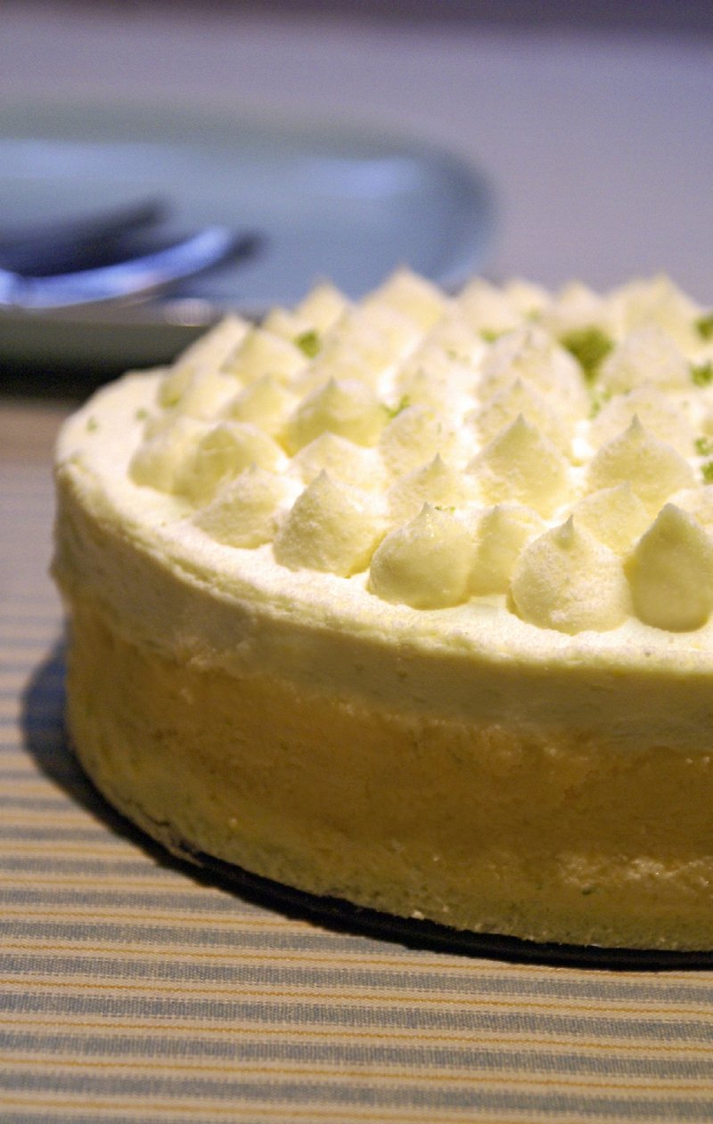 【Cheese&Chocolate.】Mori cheese cake-lemon (raw cheese) / 6 inches - เค้กและของหวาน - อาหารสด สีเหลือง