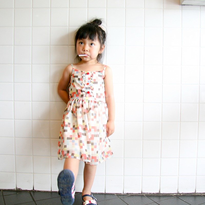 童款彩色方塊雪紡米色洋裝 - 其他 - 棉．麻 多色