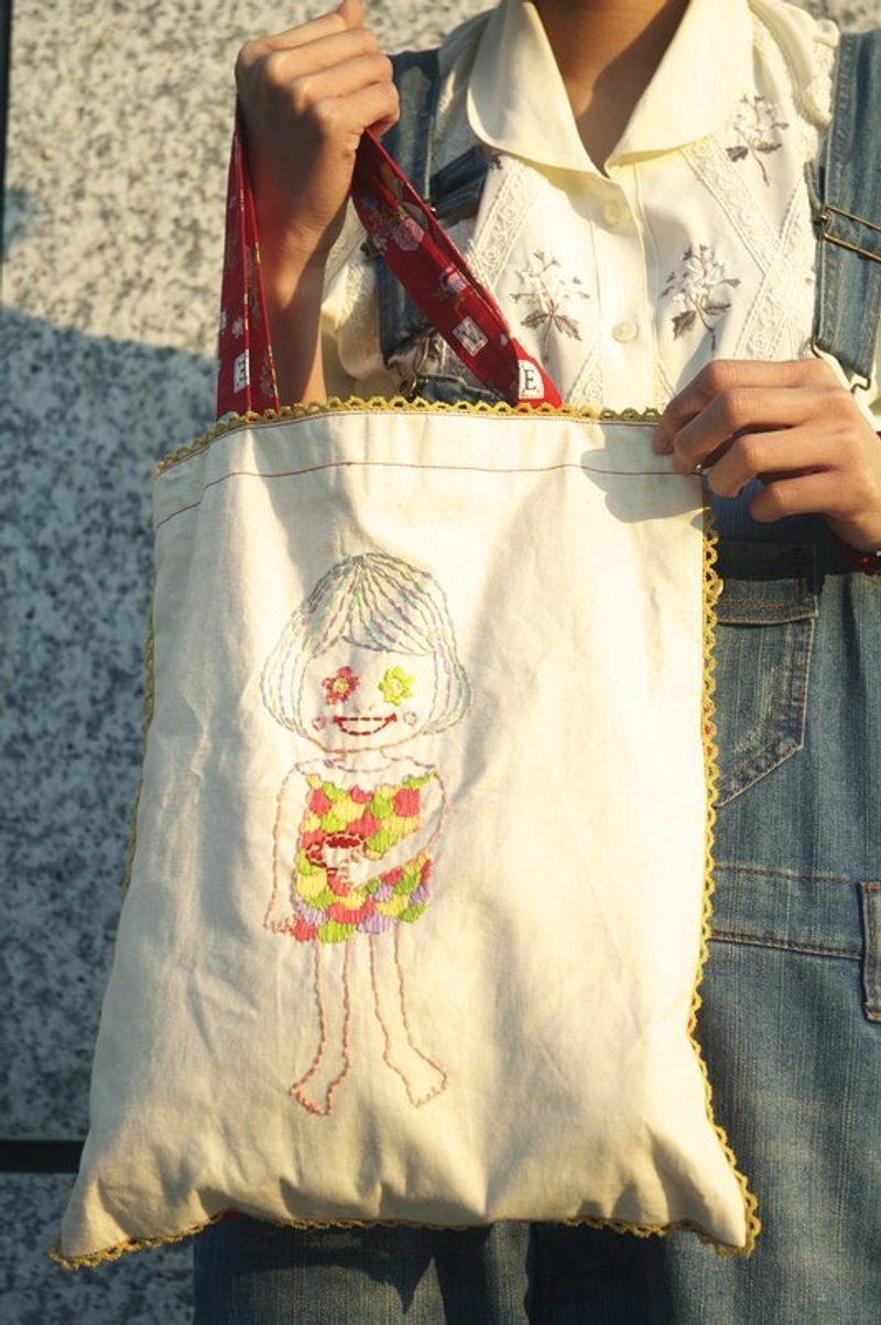 笑咪咪女孩的下午茶刺繡拖特包 - 側背包/斜背包 - 其他材質 