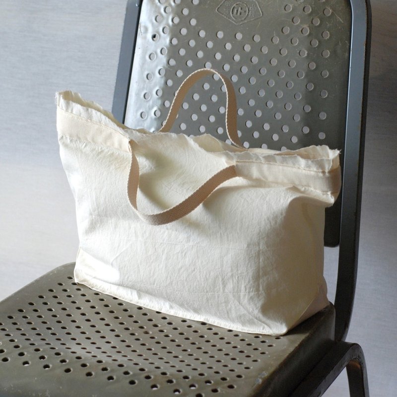 jainjain- no chapter 06 plain tote bag / hand Tote - Messenger Bags & Sling Bags - Cotton & Hemp White