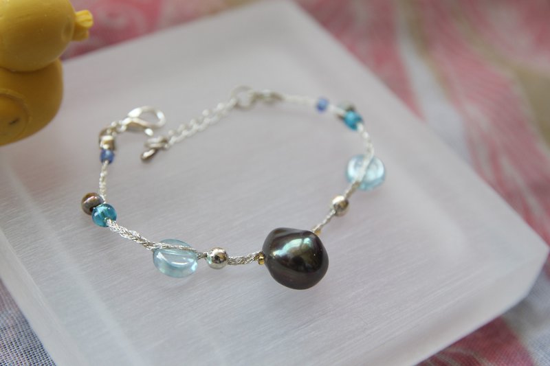 KNIT WITH LOVE French antiques irregular line natural black pearl bracelet - Bracelets - Other Materials Black