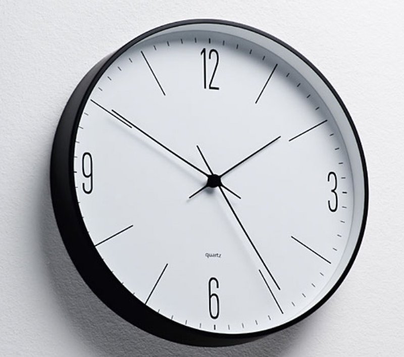 Deutsch-Nordic Classic Clear Wall Clock Digital Mute (Middle) - นาฬิกา - โลหะ สีดำ