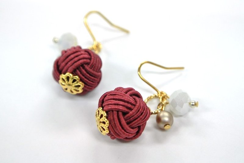 Adult cute water drawing earrings: Burgundy red - Earrings & Clip-ons - Silk Red