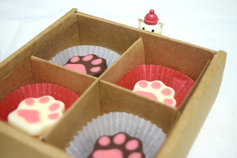 QQ meat ball handmade chocolates Valentine holiday gift of choice - ช็อกโกแลต - วัสดุอื่นๆ หลากหลายสี