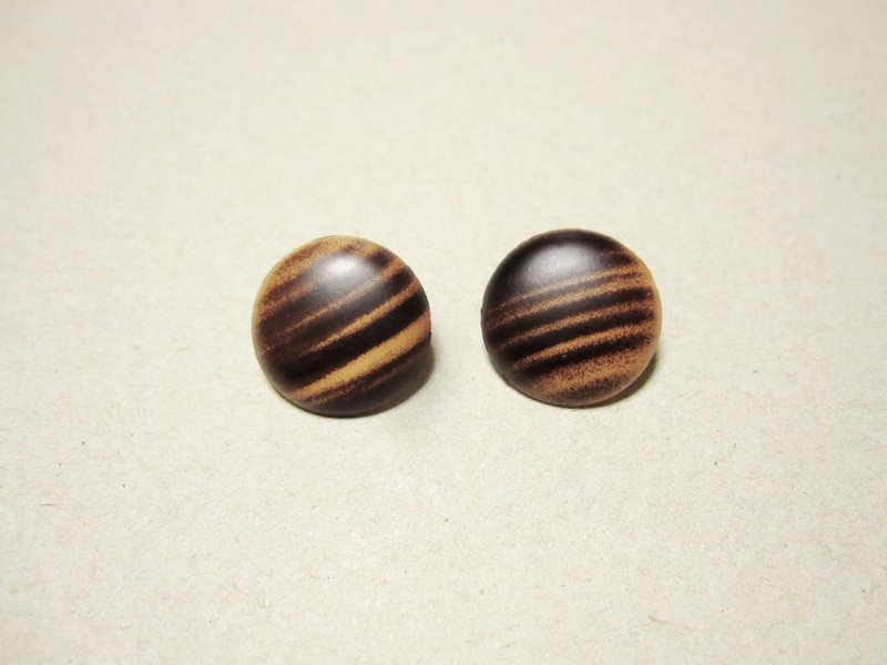 Jupiter _ pin earrings [/ folder] - ต่างหู - พลาสติก สีนำ้ตาล