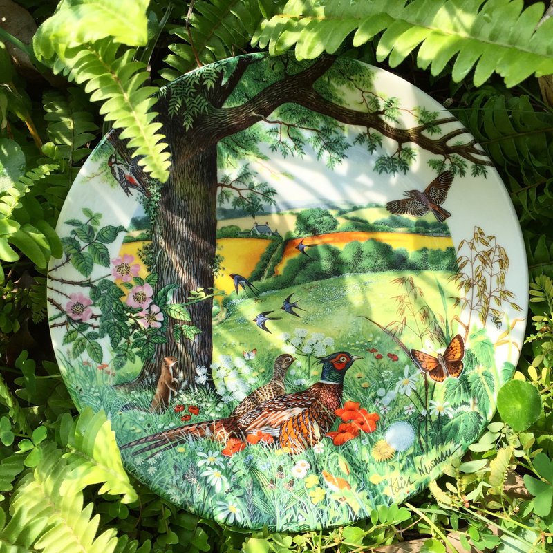 英國製 Wedgwood 經典動物畫限量版骨瓷裝飾盤 (附盤架) - 碟子/醬料碟/醬油碟 - 其他材質 綠色