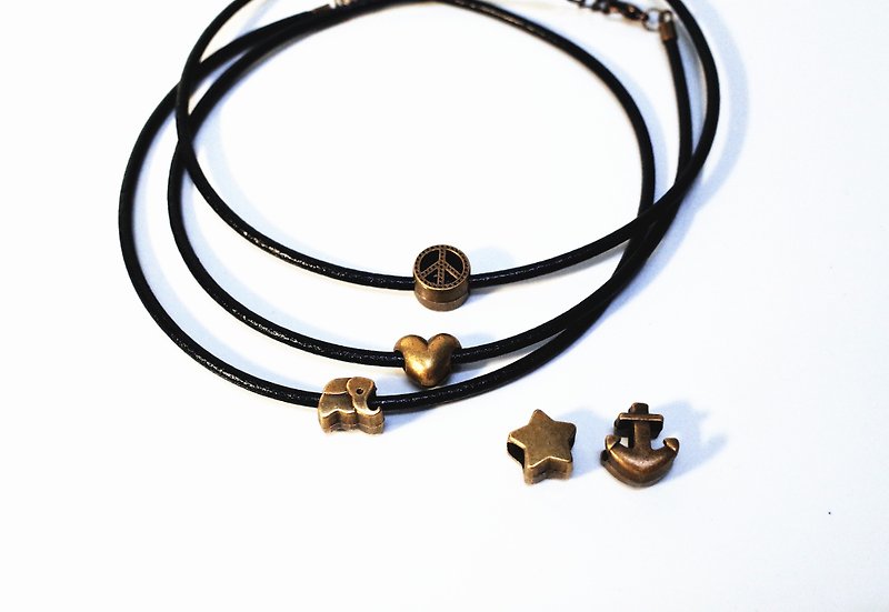 W&Y Atelier - Heart/Star Choker , Leather Necklace - Necklaces - Genuine Leather Black