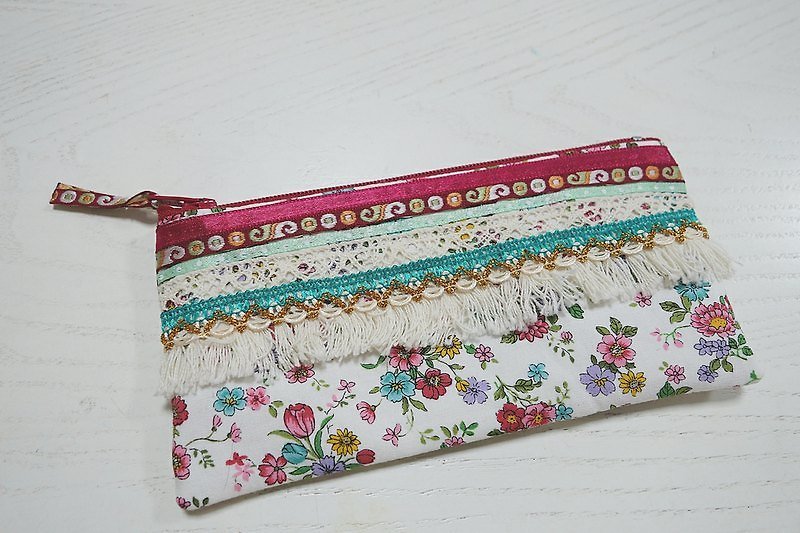 AL handmade 碎花緞帶流蘇筆袋 零錢包 - 零錢包/小錢包 - 其他材質 多色