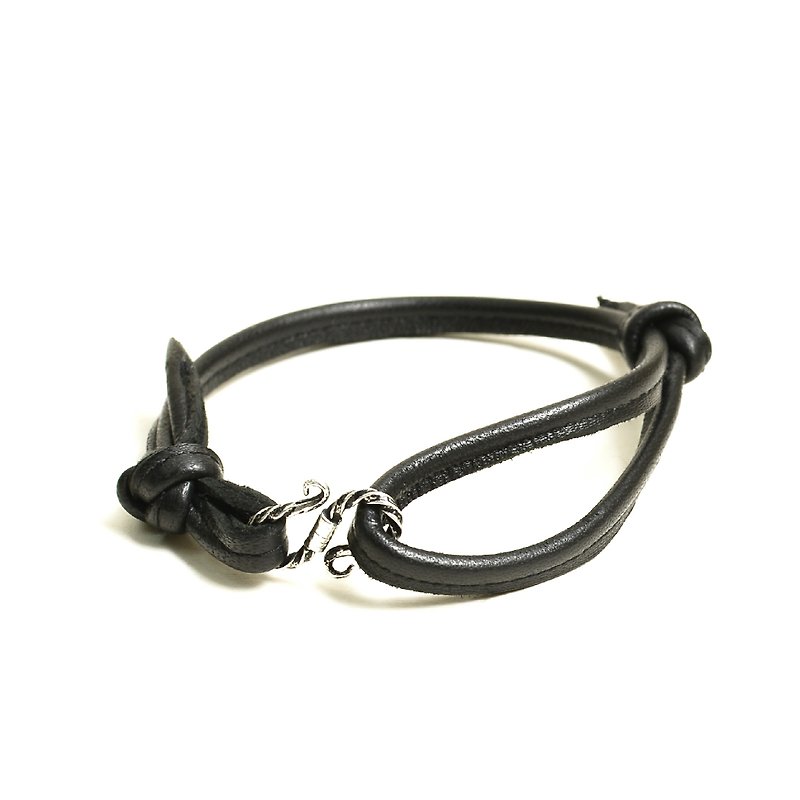 【手工娘子漢】黑皮海神鉤 羊皮+925純銀 手環 - Bracelets - Genuine Leather Black