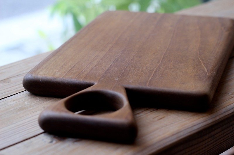 Black Heart Stone ♩ wooden cutting board - จานเล็ก - ไม้ สีนำ้ตาล