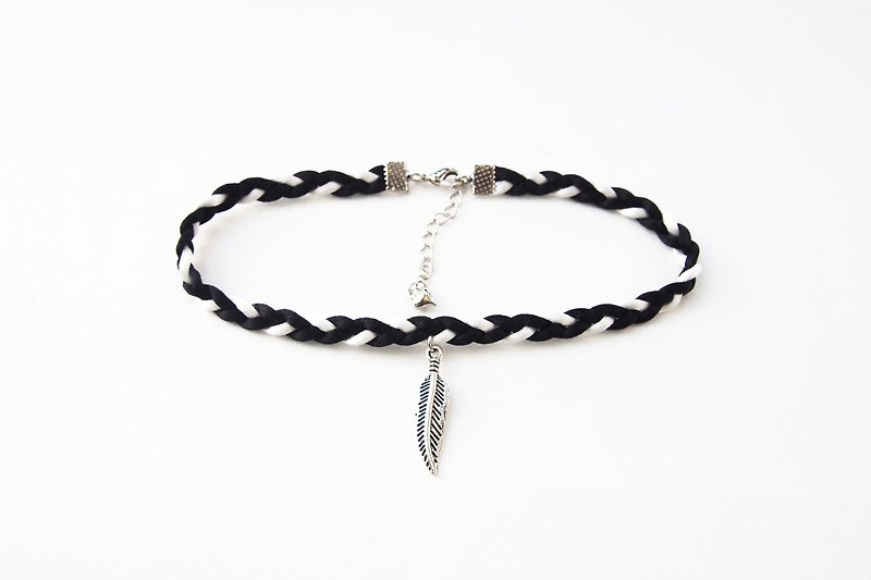 Black and white satin rope necklace - 項鍊 - 其他材質 黑色