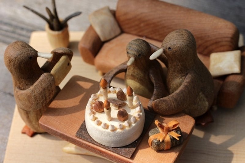 誕生日ペンギンセット - 擺飾/家飾品 - 木頭 咖啡色