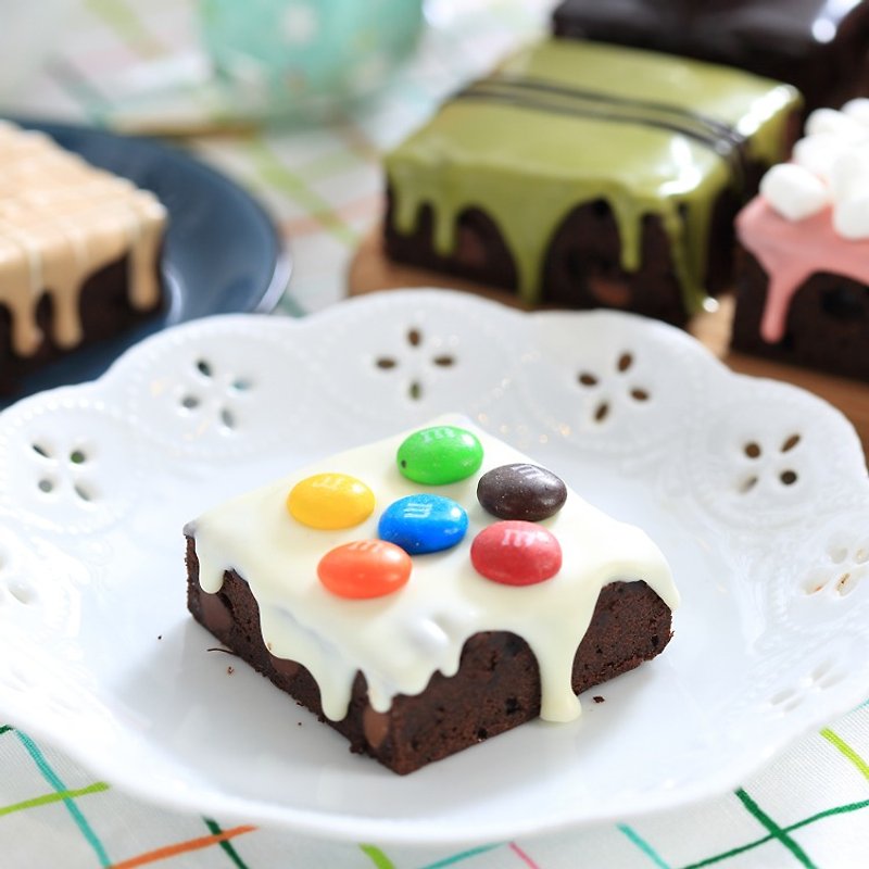 【Mr. Brown Bear Chocolate Brownie】 Color MM Chocolate Brownie - Cake & Desserts - Fresh Ingredients Multicolor