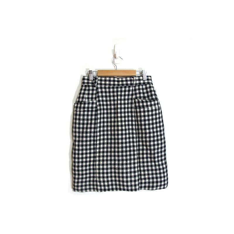 [Eggs] Malay film plant vintage black and white checkered wool skirt vintage pocket - Skirts - Wool Black