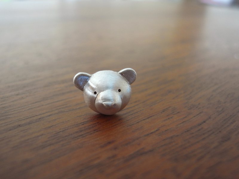 Teddy Bear No.21 Stud Earring--Sterling Silver--Silver Tiny Bear --Cute Bear - ต่างหู - เงิน สีเทา