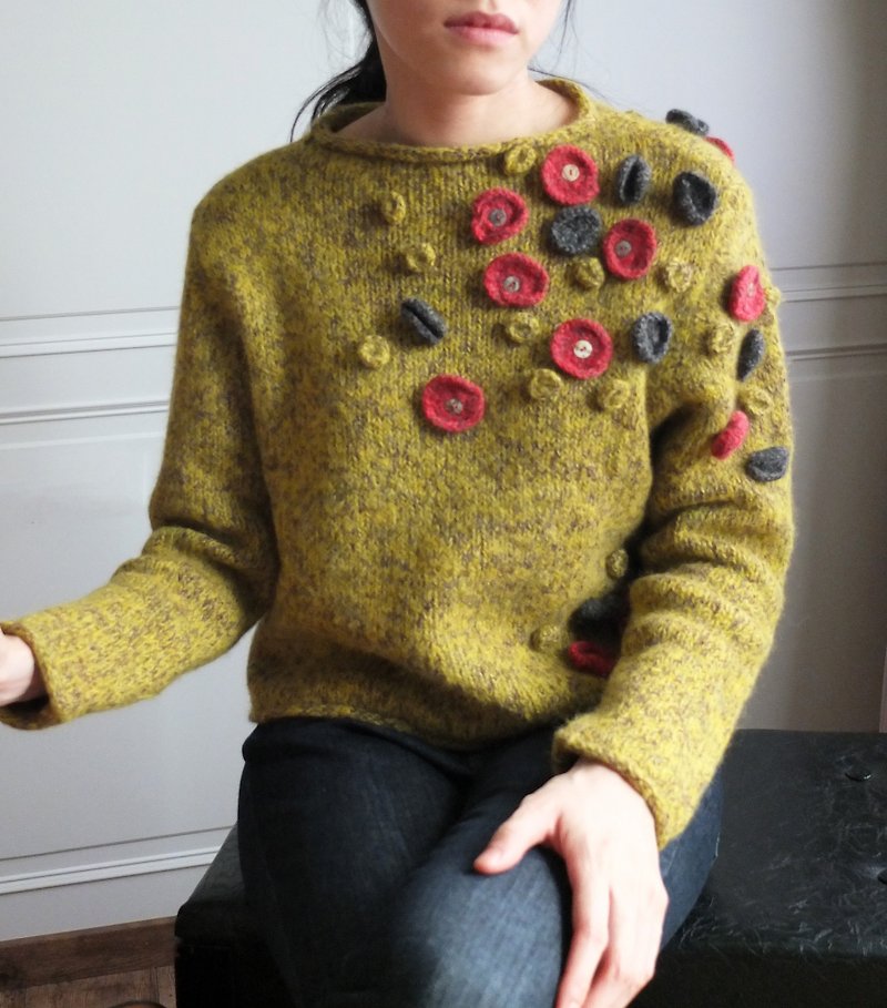 Japan's three-dimensional floral vintage wool knit sweater - สเวตเตอร์ผู้หญิง - กระดาษ 