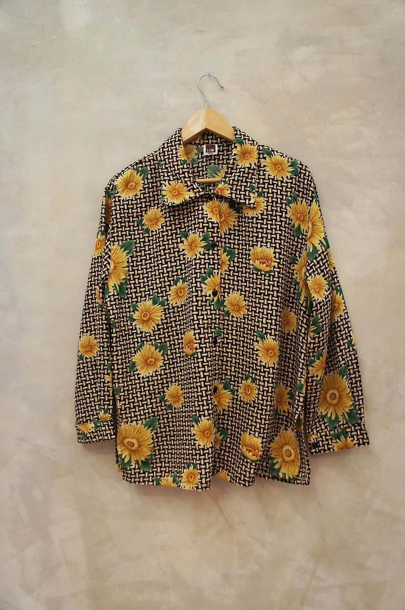 Bamboo painted large yellow flower print chiffon shirt printing PdB vintage - Women's Shirts - Other Materials Gray