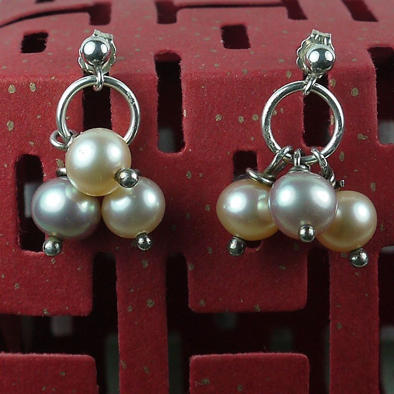 ROUND – Pearl Silver Earrings - Earrings & Clip-ons - Other Metals White