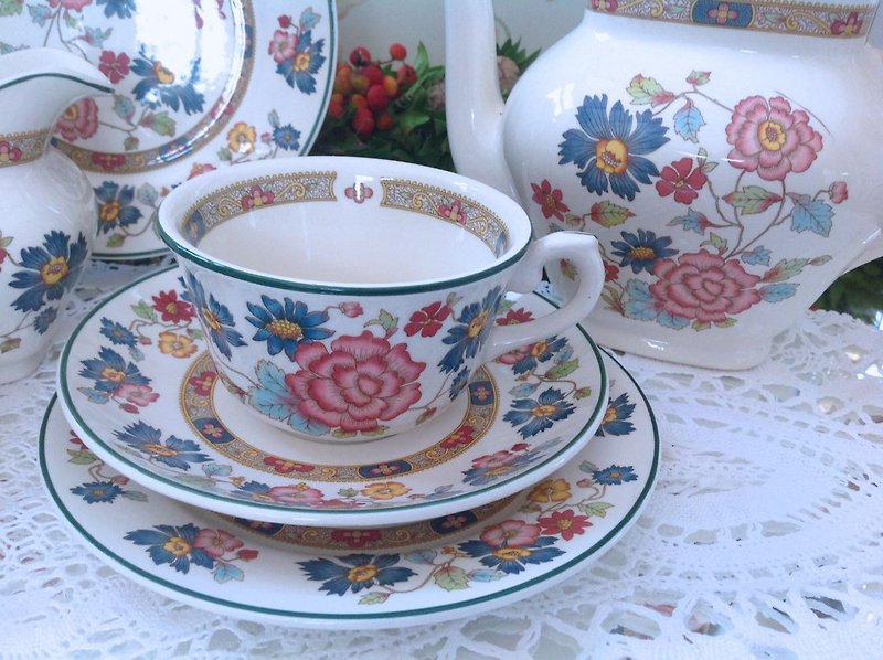 ♥ ♥ Annie mad British antiquities, ceramics Peony flower cup mugs three groups - the new stock - applicable Dishwashers - new inventory - Teapots & Teacups - Other Materials Multicolor