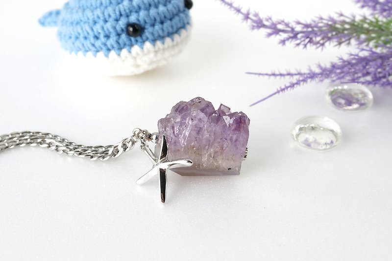 Big Druzy Amethyst Raw Crystal Necklace with Starfish Charm, February Birthstone - สร้อยคอ - กระดาษ สีม่วง