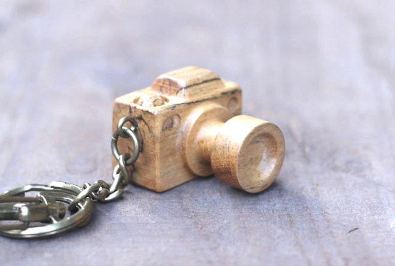Handmade wooden miniature camera ▣ telescope keychain - Keychains - Wood Yellow