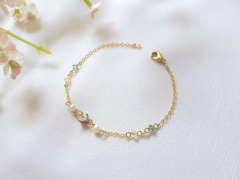 Verbena‧ single rhinestone pearl crystal thin bracelet - สร้อยข้อมือ - คริสตัล หลากหลายสี